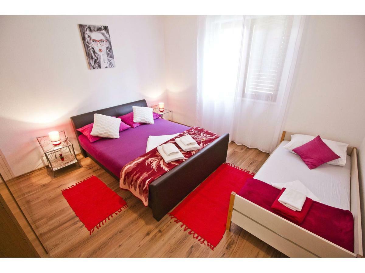 Apartment Josip โปดสตรานา ภายนอก รูปภาพ