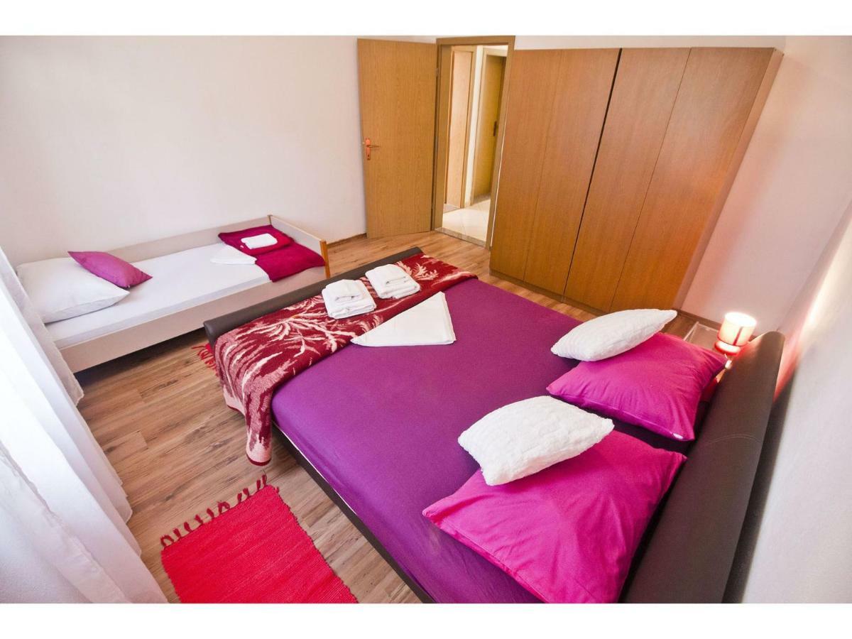 Apartment Josip โปดสตรานา ภายนอก รูปภาพ