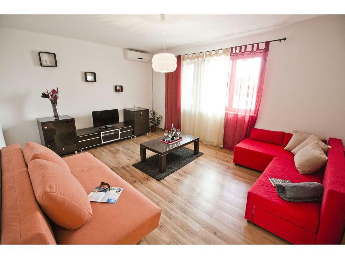 Apartment Josip โปดสตรานา ภายนอก รูปภาพ